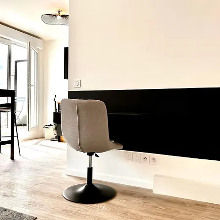 Carre D'as - De Standing * Le Bourget